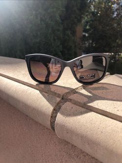 Oakley Women’s Sunglasses - Drop In OO9232