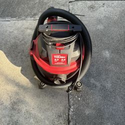Hyper Tough 5 Gallon Wet/Dry Vacuum
