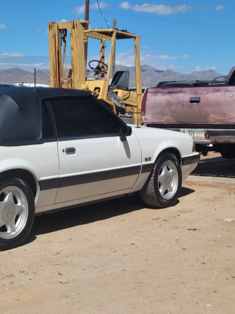 1991 Ford Mustang