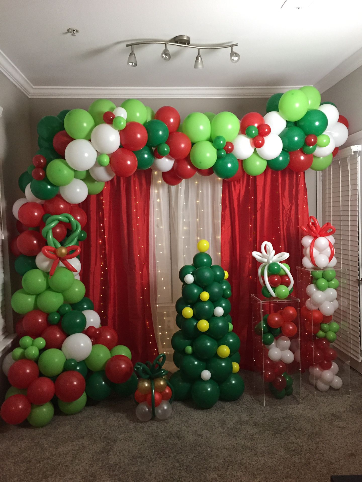 Balloon Decorations for all types of events