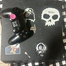 PS4 PRO 
