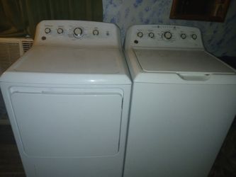 New G.e electric  washer and dryer for 7hunder