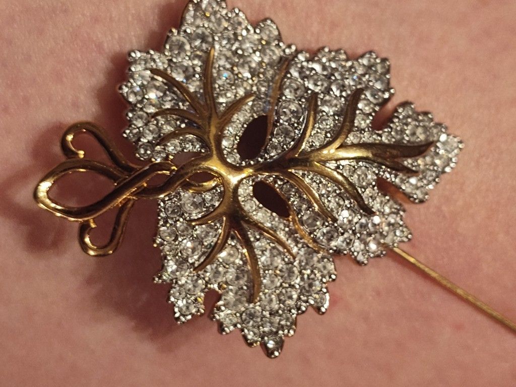 Swarovski Clear Crystal Gold Leaf Pin