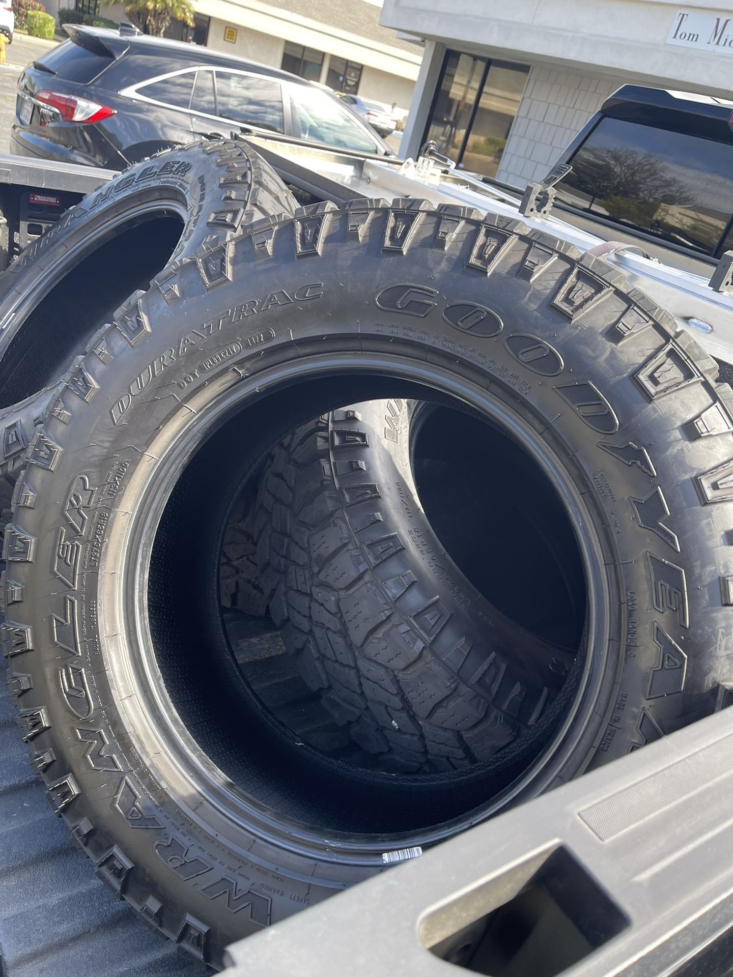 Goodyear Wrangler Duratrac Tires 275/65R18