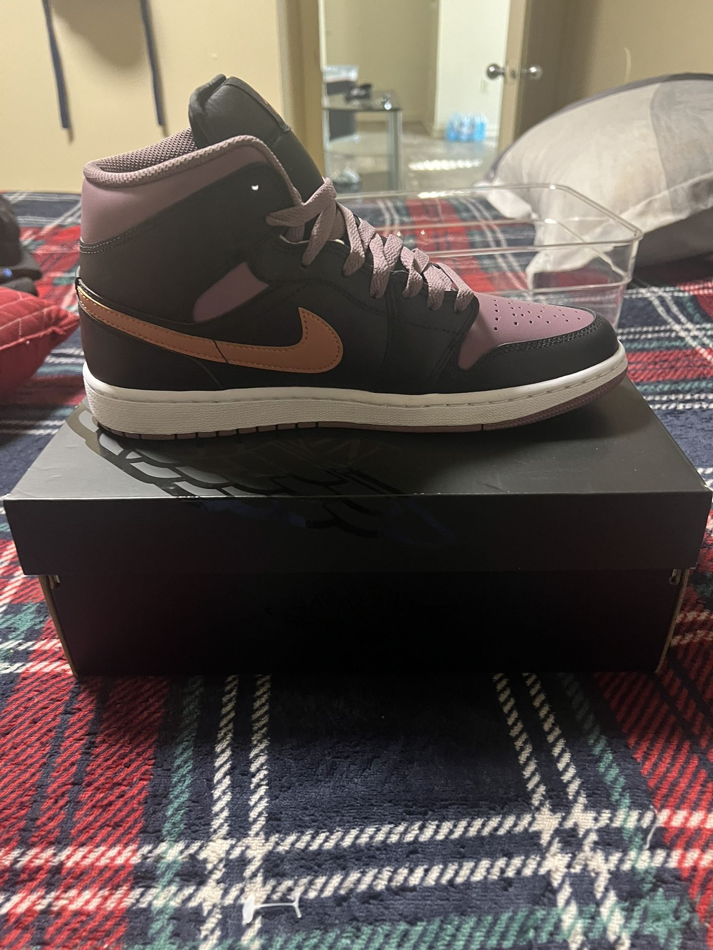 Jordan 1