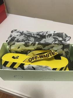 Off White Flip Flops Size 10