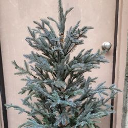 IKEA FEJKA Artificial
potted plant, in/outdoor
Christmas Tree Home
Decor 4.5Tall