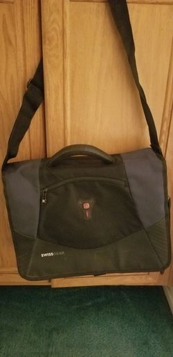 Laptop bag