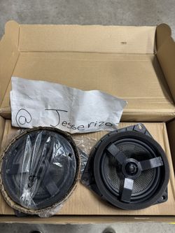 2016-2019 Toyota Tacoma Rear Oem Audio Door Speakers 