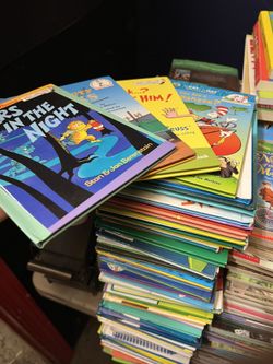 Dr. Seuss kids books for sale. 8 books for $10