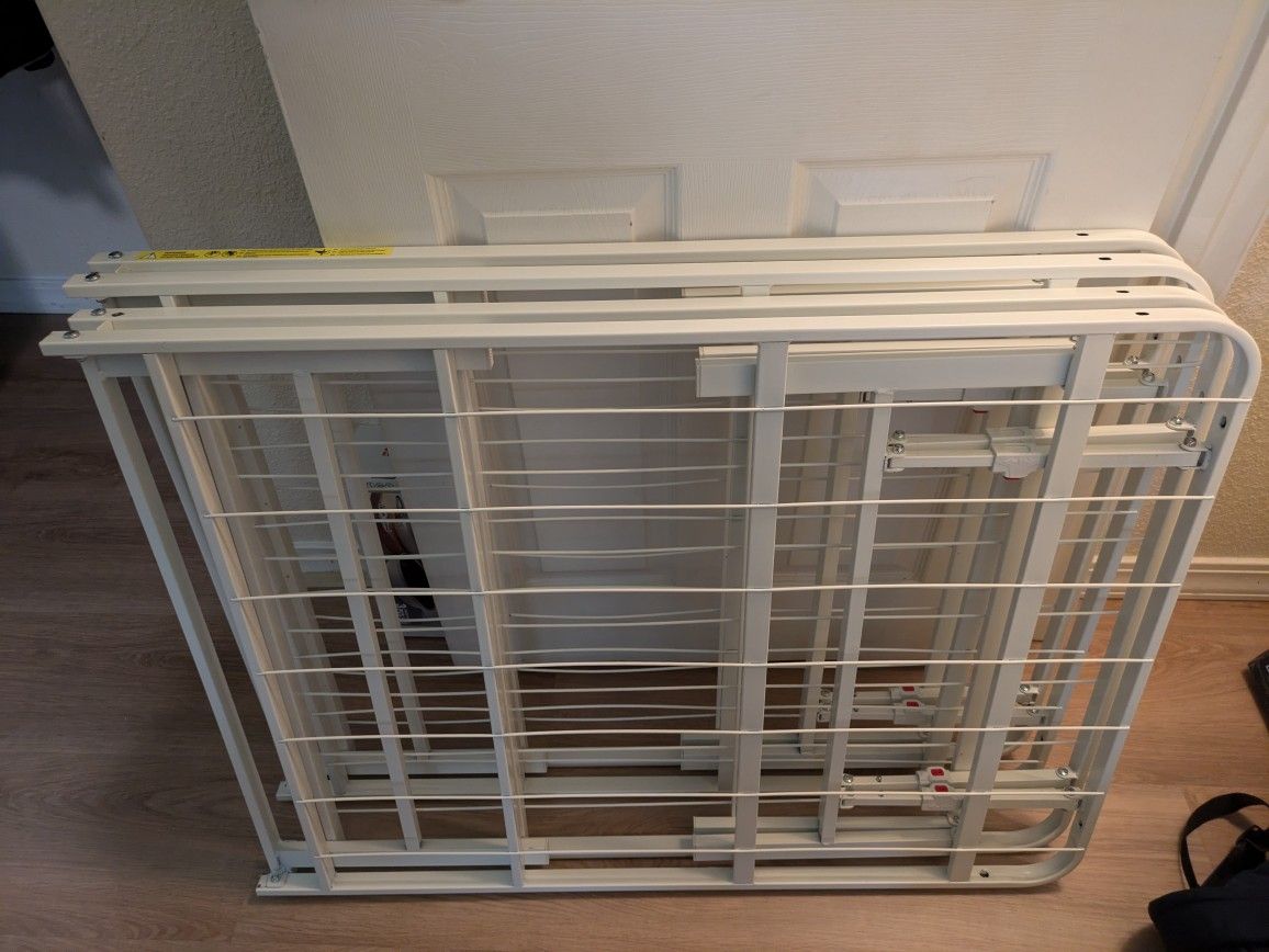 Foldable Queen Bed Frame
