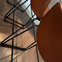 3 Bar Stool In The Box