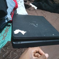 PS4  (Broken-But Fixable