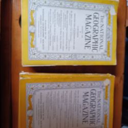 Vintage Set Of National Geographic Magazines