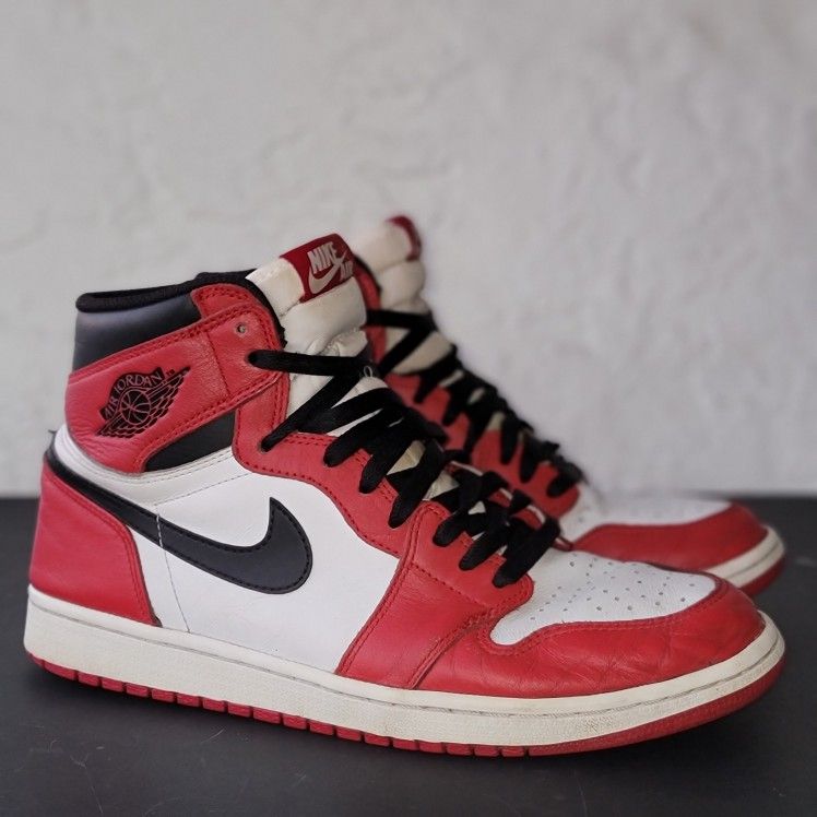 Air Jordan 1 Retro High Og Chicago 2015 Size 10.5 US 555088-101 