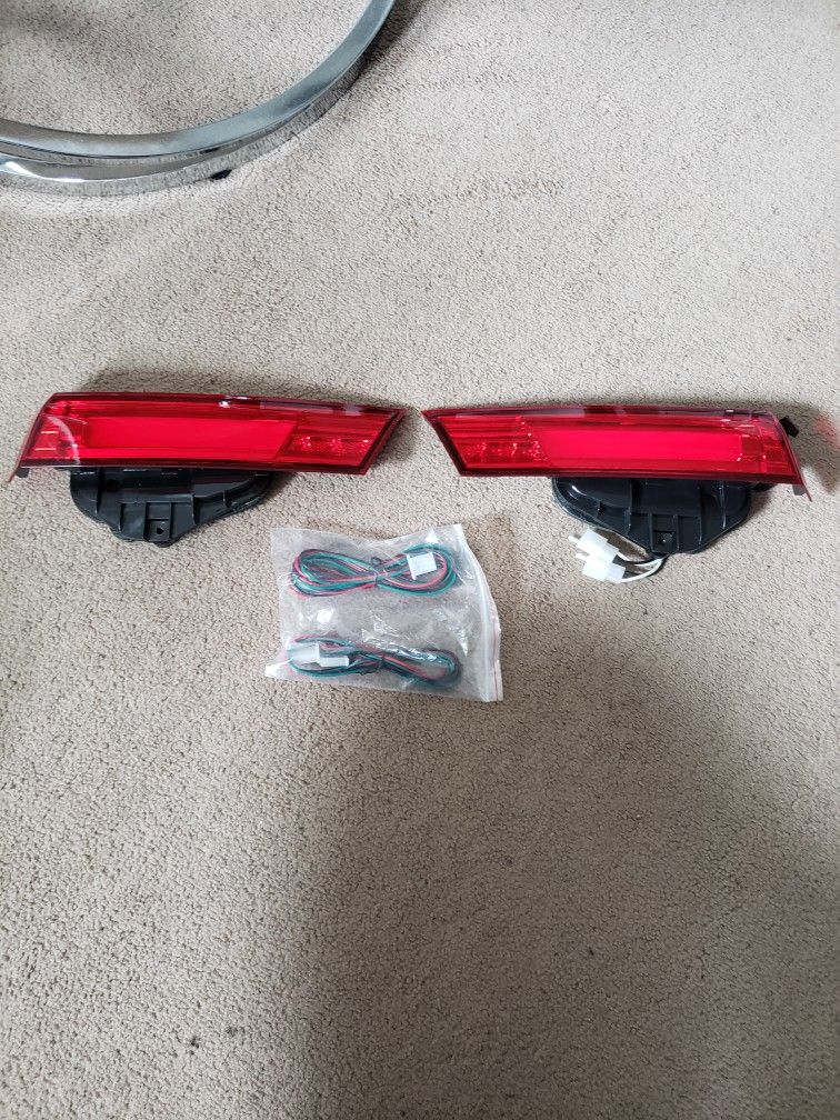 08/12 Honda Accord Trunk Led Lights. $80.00