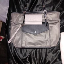 Micheal KORS TOTE WITH WALLET