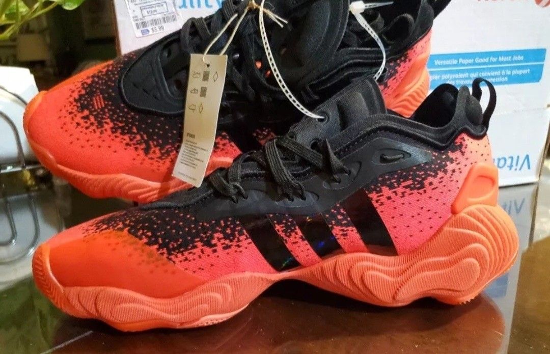 TRAE YOUNG 3 ADIDAS BASKETBALL SHOES NEW