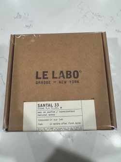 Le labo Santal 33