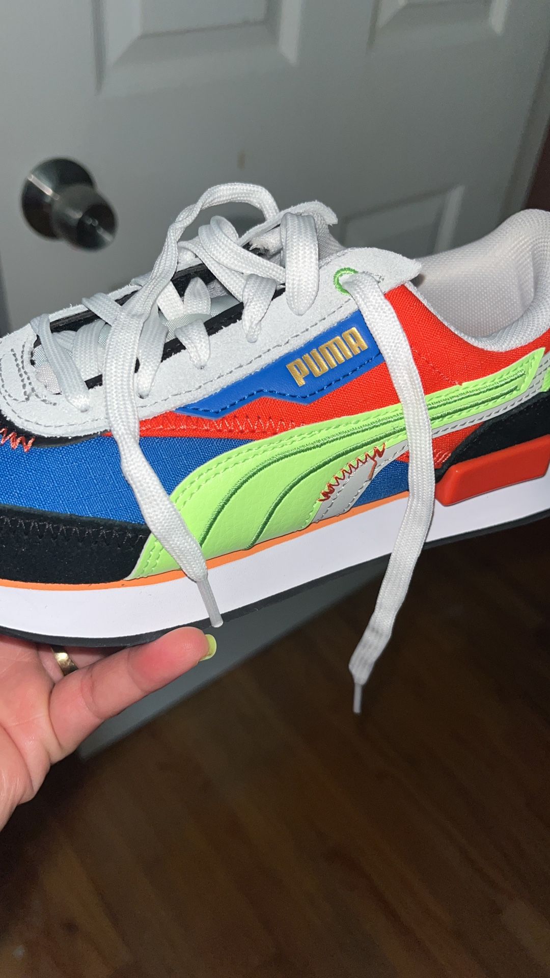Big Kids Puma Easy Rider Casual Shoes