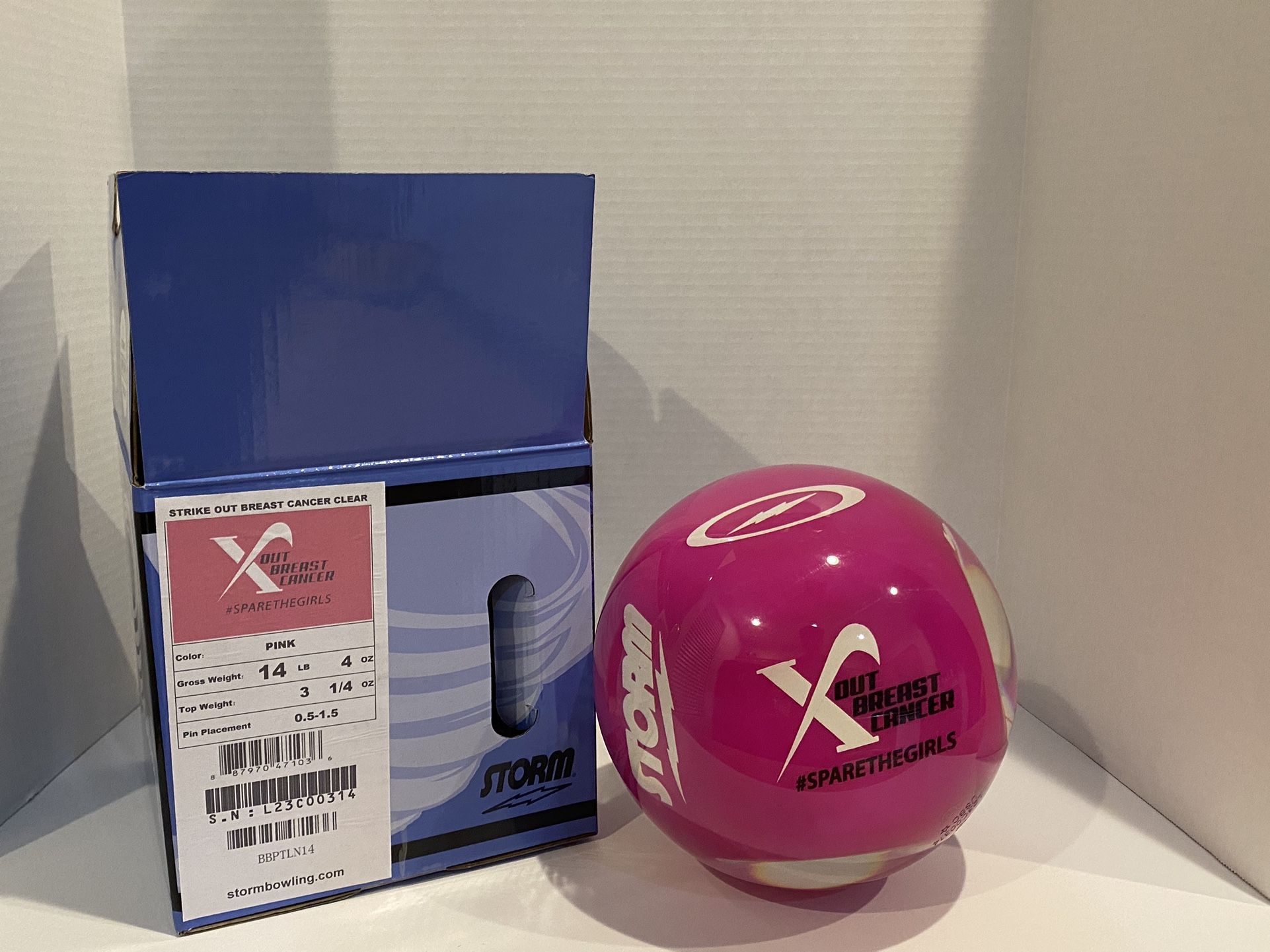 STORM Breast Cancer Spare Ball 14lb New