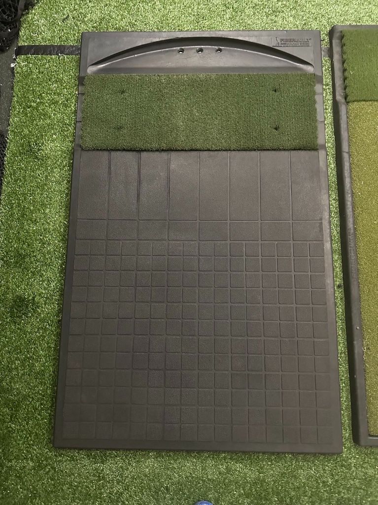 FIBERBUILT GRASS SERIES GOLF MAT