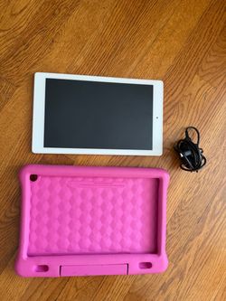 Amazon Fire Table + Case with Stand
