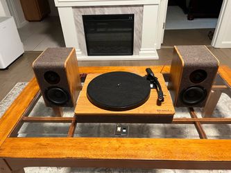Victrola Record Player / Bluetooth System