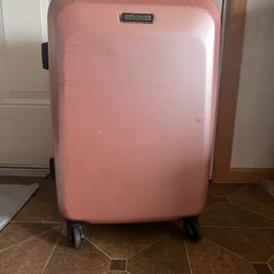 Carry On Suit Case With Width Adjuster 