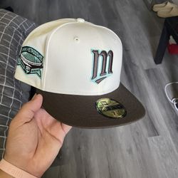 1/4 Minnesota Twins Fitted