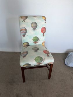 Vintage-Style Hot Air Balloon Accent Chair