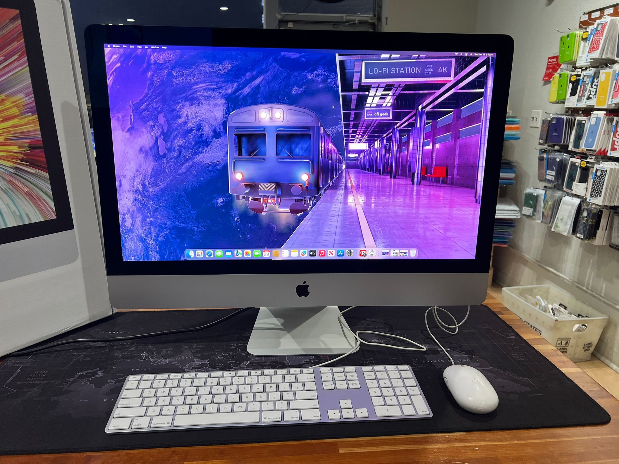 Apple iMac 27” 5K Retina 2020 3.3Ghz i5 16GB 500GB SSD Radeon Pro 5300 4GB VRAM Graphics
