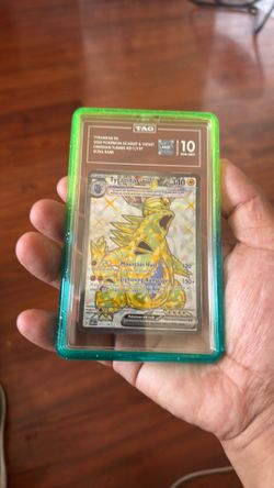 Pokémon TAG 10 Tyranitar Ex