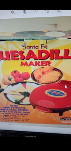 Cerritos.. 11 inch Qliesadilla maker