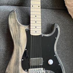 Electric Guitar Strat EMG 81