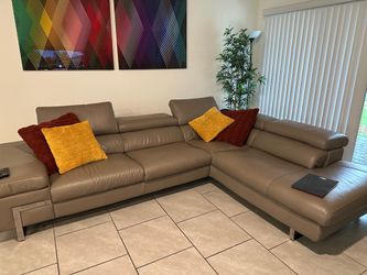 Luxury SOHO Leather Sectional - Casa Casa Modern Furniture