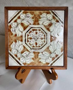 Vintage Wood Framed Tile Trivet w/Raised White Floral Design