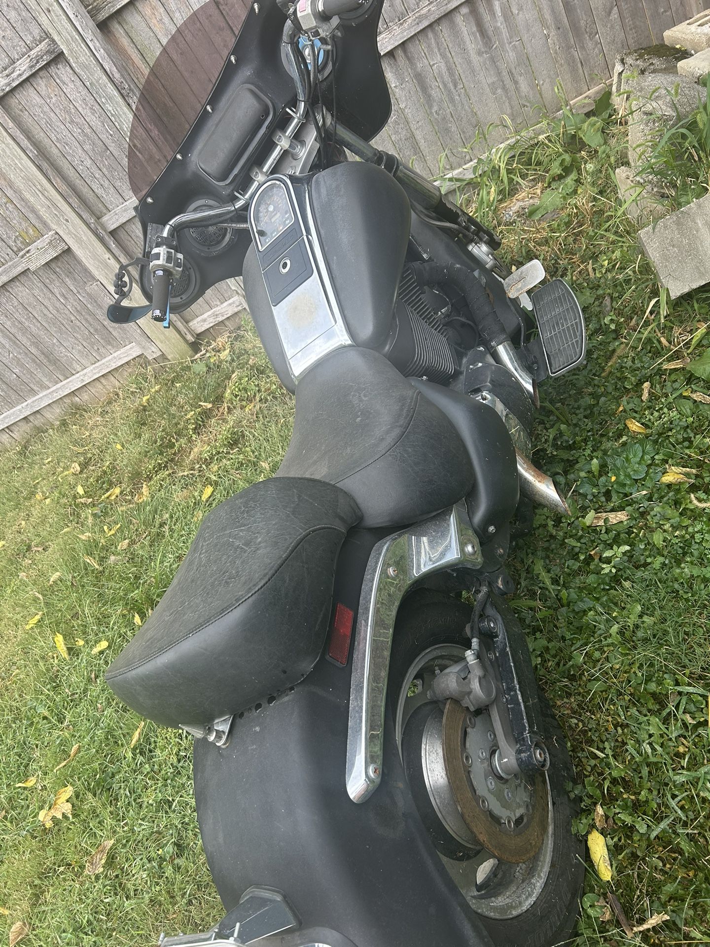 2005 Suzuki Intruder