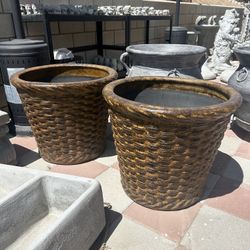 New Flower Pots Made Out Of Clay 