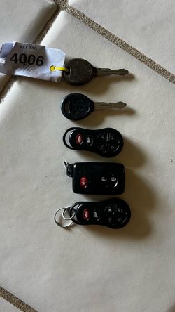 5 car keys