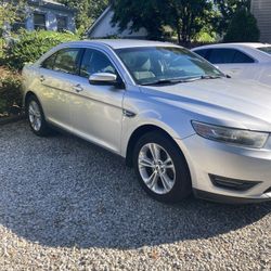 2013 Ford Taurus