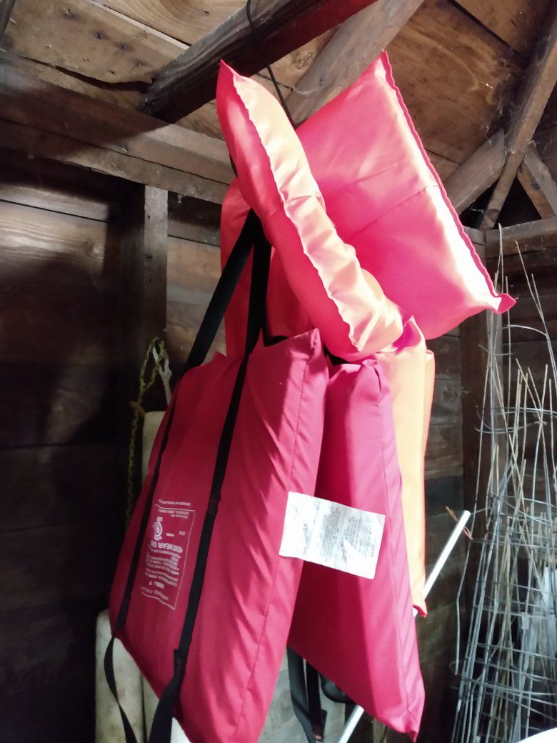 Life Jackets And Seat Cushions