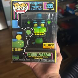Freddy Fazbear Blacklight Funko Pop