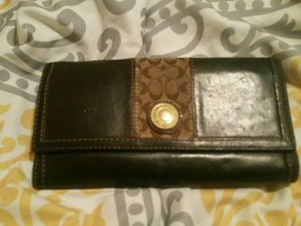 Authentic Coach Wallet