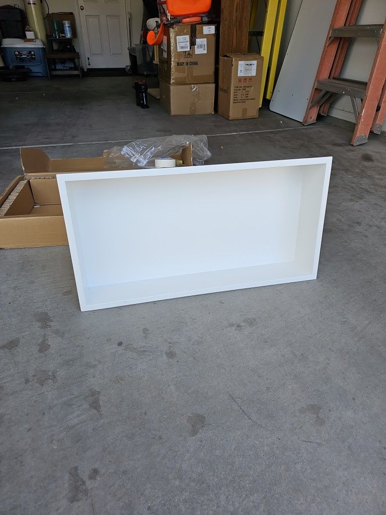 Bernkot Stainless Steel Wall Niche, White