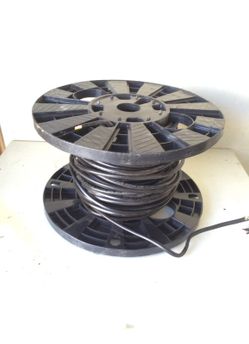 Large outdoor wire spool