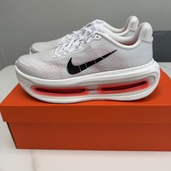 Nike Vomero Premium Sz 10 