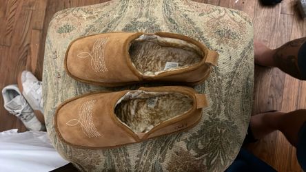 Ariat Slippers