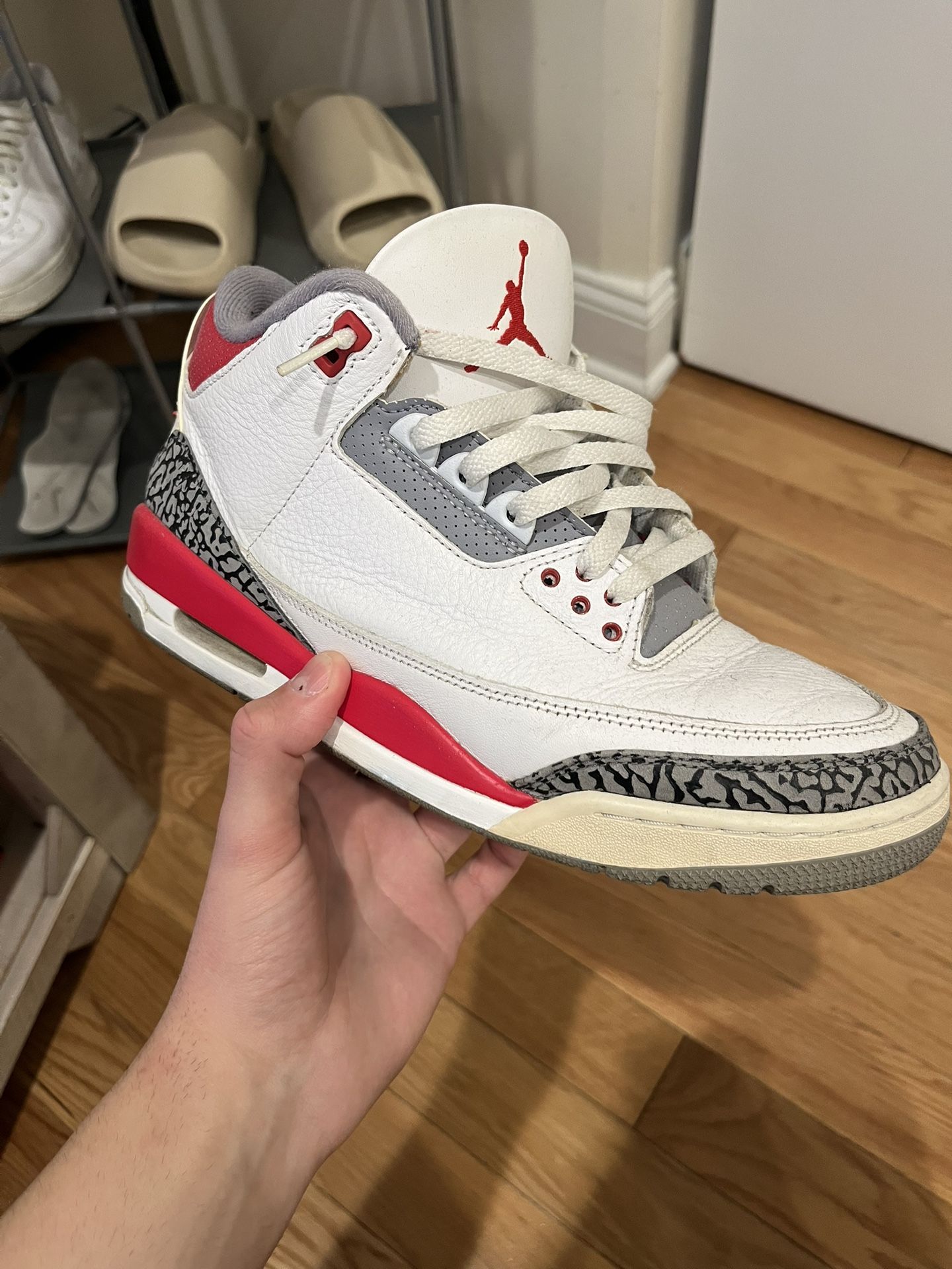 Jordan 3 Fire Red