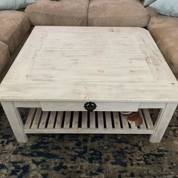 Farmhouse Coffee Table 